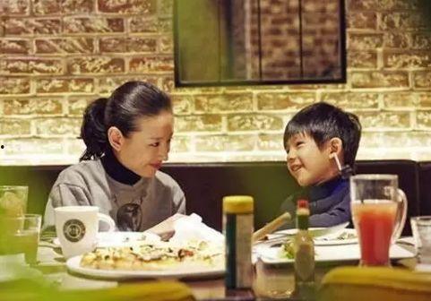 娱乐吃瓜君和七七七七